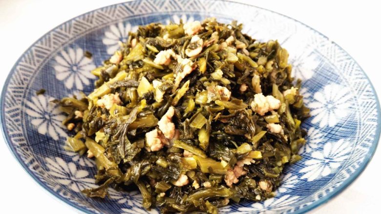雪里红炒肉末,配米粥不错的小菜,