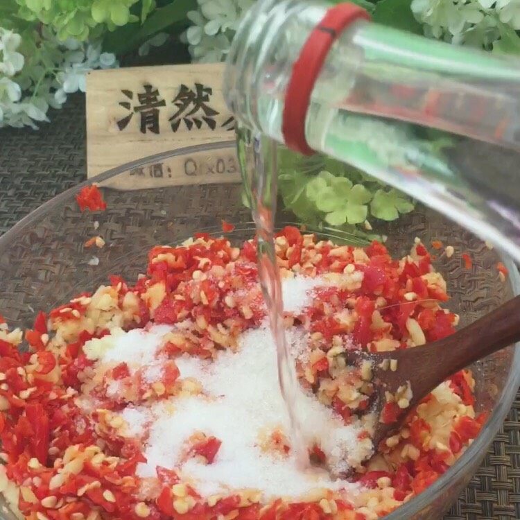 居家必备万能剁椒酱,40毫升高度白酒