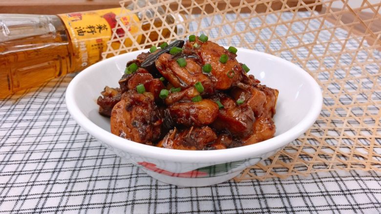 酒酿红烧鸡,简单快手又美味的酒酿红烧鸡就做好啦~