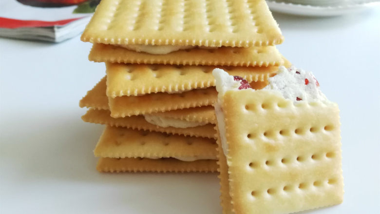 蔓越莓牛轧饼干,成品图