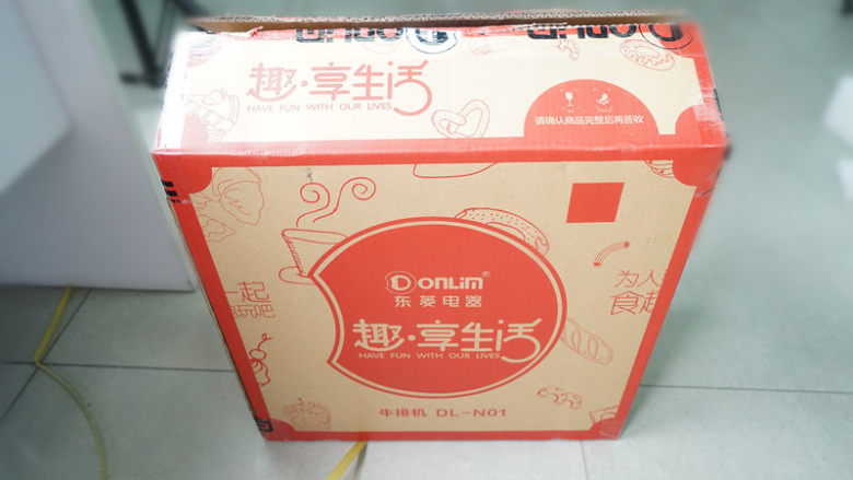 #东菱牛排机测评#爱是几分熟,我只要五分就好,还是老样子先来个开箱实拍。