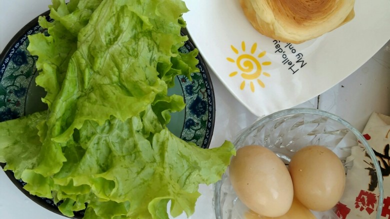 营养美味的三明治,啦啦啦,第一步依然是准备食材