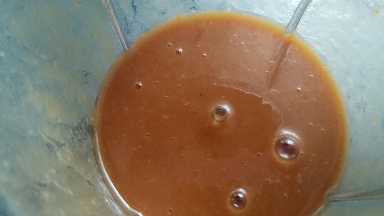 枣泥千层糕，宝宝辅食,加入适量清水打成枣糊