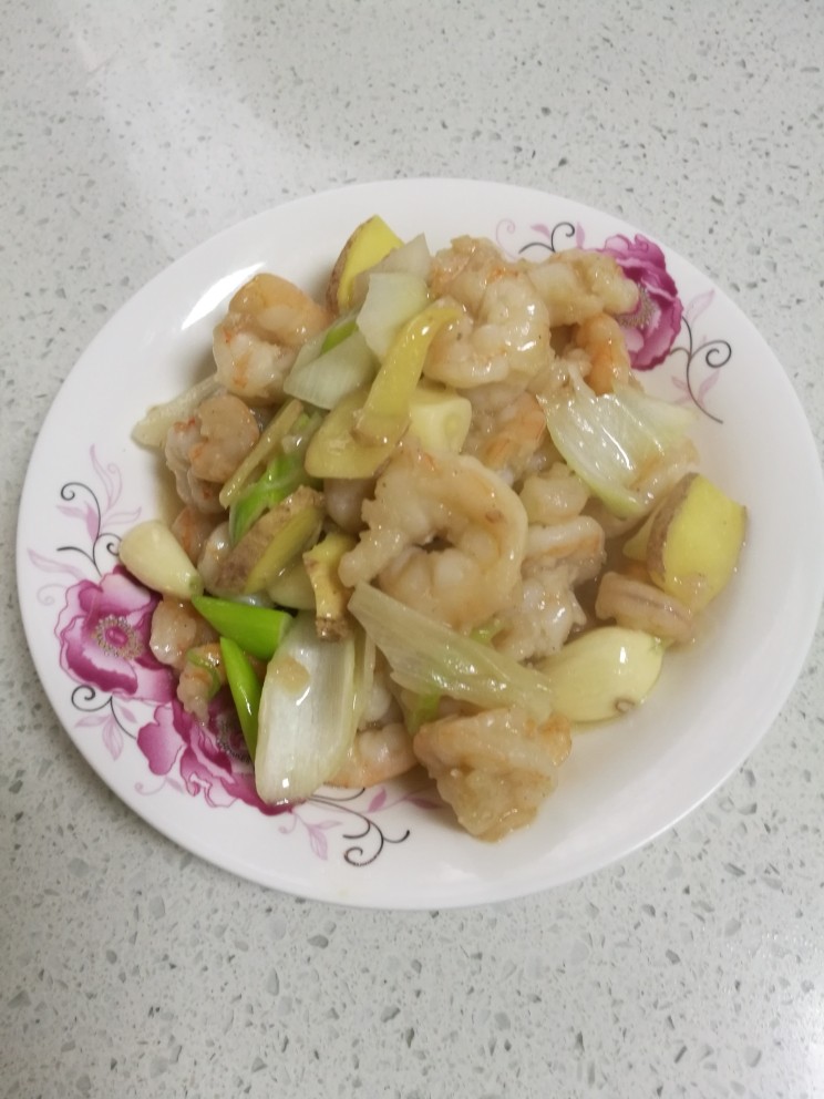菜谱#罗馬花椰菜炒虾仁#(创建于17/12~2017),倒入盘中,备用。