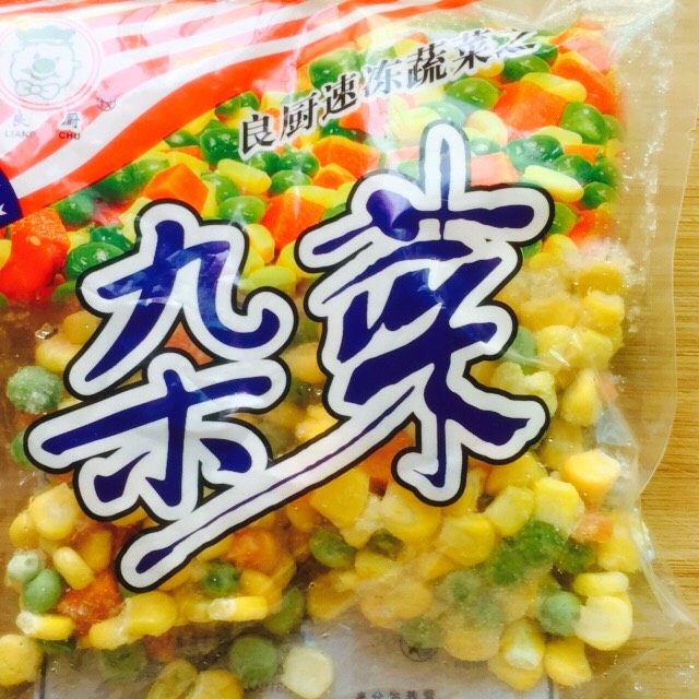 培根黄金蛋炒饭,杂蔬粒