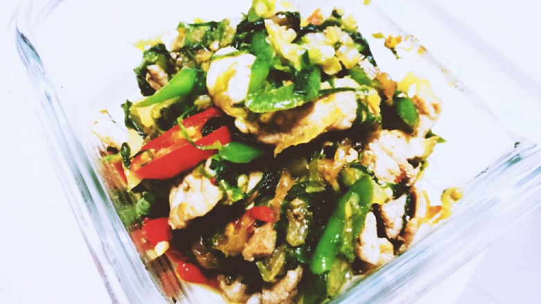 南康新鲜擦菜,这个菜没有腌菜的重口,保有蔬菜的爽口。但是又不会像新鲜蔬菜那样单调。