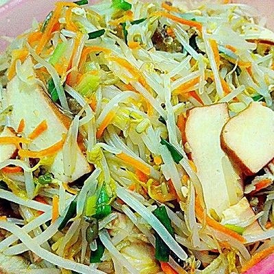 福州+炸春卷,起锅晾透了沥干汁才能包哦,不然皮容易破