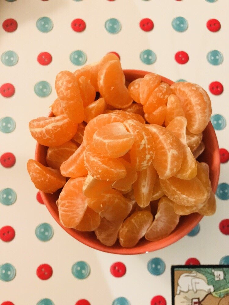 橘子🍊罐头,所有橘子去掉白色的筋(尽量就好)