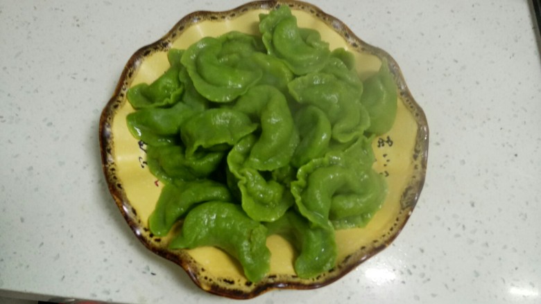 翡翠猪肉韭菜饺子