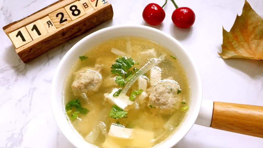 清淡 萝卜丝肉圆豆腐汤