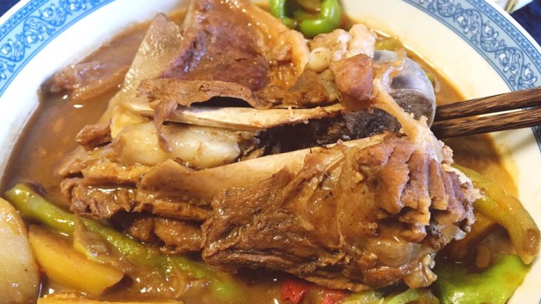 东北·乱炖,超级入味的大骨肉,还有我超爱的骨髓~