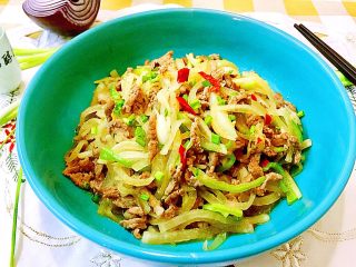 温补驱寒+白萝卜炒牛肉