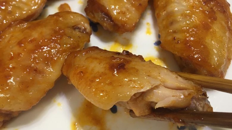 吃鸡+吮指烤鸡翅,巨好吃!
