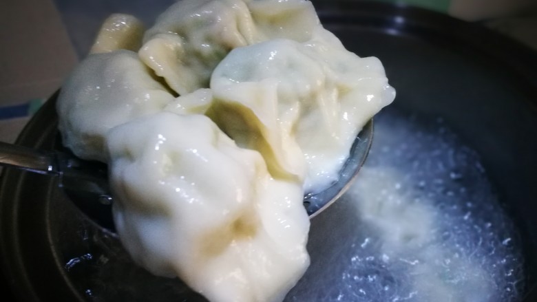 冬至的饺子~韭菜猪肉饺子,饺子出锅啦