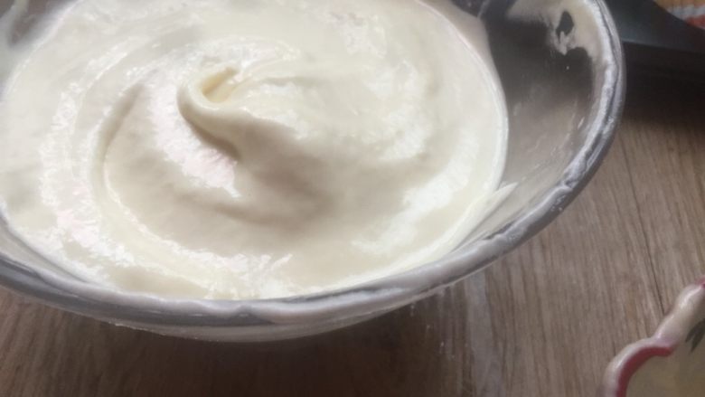 酸奶蛋糕
,这张看的仔细点