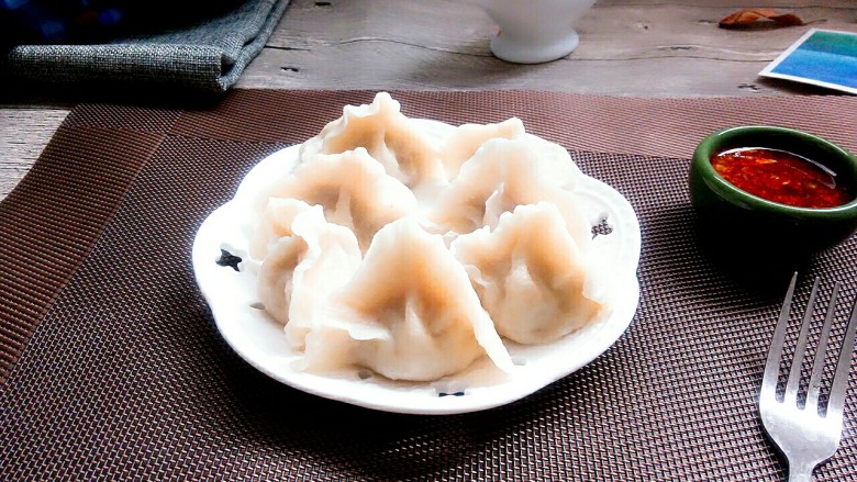 冬至之羊肉馅饺子,调点蘸料水,美味极了