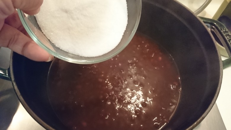 日式紅豆年糕湯,加糖!(一杯糖很甜,可自行減量)