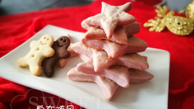 圣诞系列~饼干圣诞树🎄,五星饼干随意叠放 一颗饼干圣诞树就出现啦