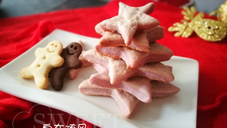 圣诞系列～饼干圣诞树🎄,五星饼干随意叠放 一颗饼干圣诞树就出现啦