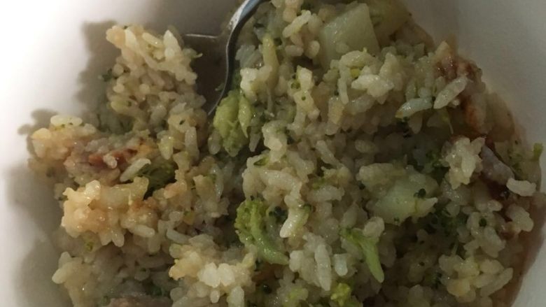 土豆西兰花烧肉焖饭
