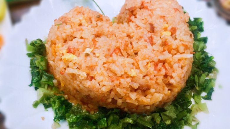 爱之心绿叶烘饭,看着就有食欲,有木有😍😍😍
