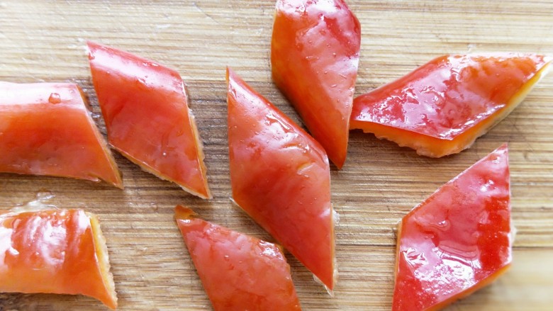 私房酱爆猪肝,<a style='color:red;display:inline-block;' href='/shicai/ 86663'>红辣椒</a>切成菱形方块,最后炒出来更有颜值(随意切块也是可以的不影响口感)