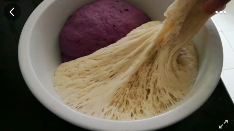 紫薯红薯包子(杂粮馒头),发酵好的面团