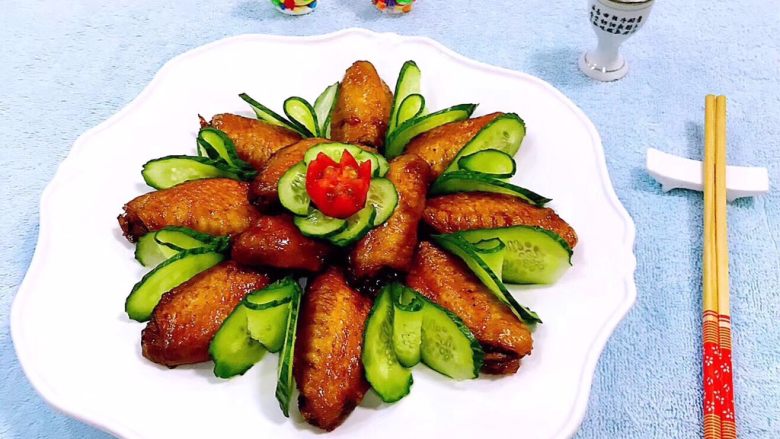 可乐炖鸡翅,可乐鸡翅是宴客必备的拿手菜噢