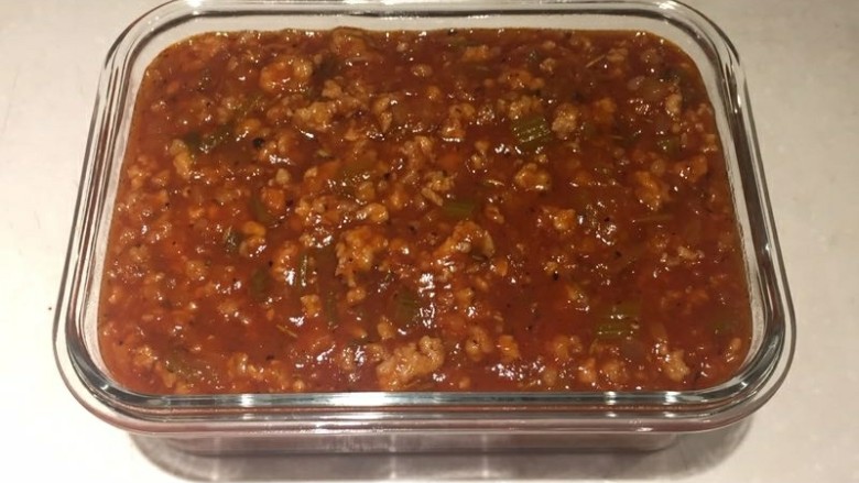 水波蛋肉醬燉菜佐法棍,肉醬搞定!
