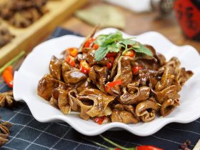 电饭煲香卤肥肠