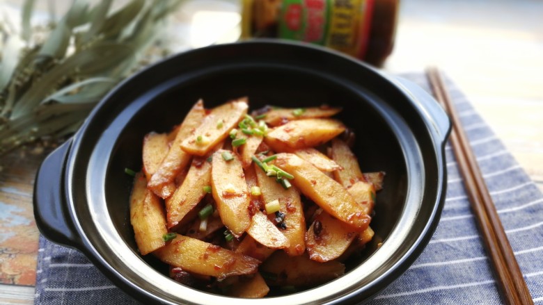 厨房挑战+素菜+酱爆山药片,成品图!