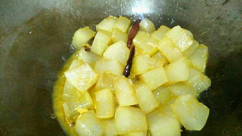 厨房挑战+素菜+素烧冬瓜,翻炒均匀即可