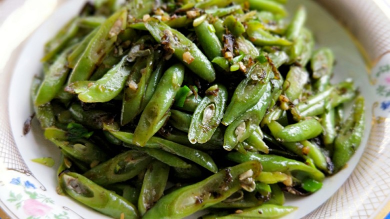 橄榄菜豆角,来一碗米饭开饭啦!