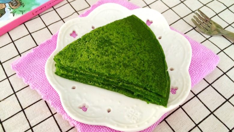 冬天的一抹绿~菠菜蛋饼,摆拍留个纪念!