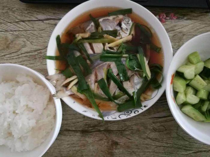 清蒸鲳鱼