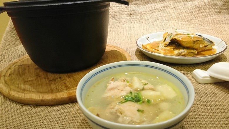 蒜頭雞湯,請用!不夠還有哦!😁
