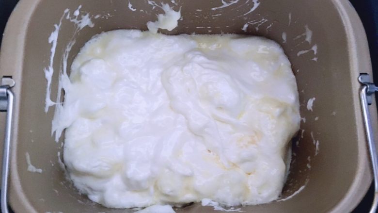 网红雪花酥(面包机版),继续翻炒至充分搅拌融合一起