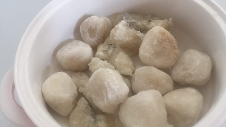 香味➕福建鱼丸~鱼块汤,一样拿出自己吃的量就可以了。