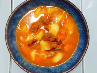 西红柿土豆炖牛腩