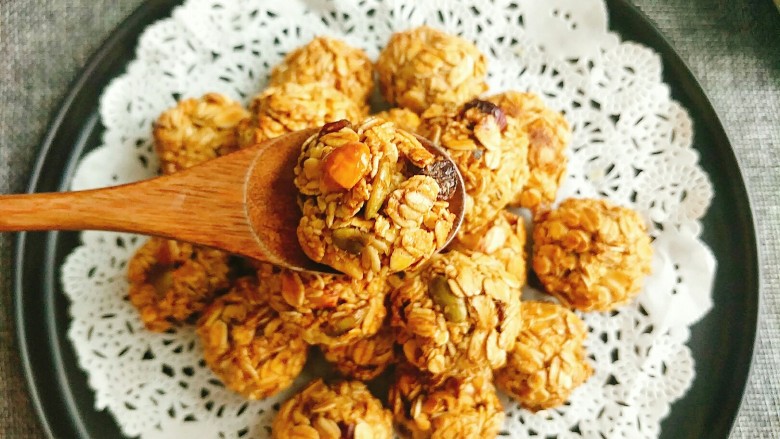麦片坚果球,成品图
