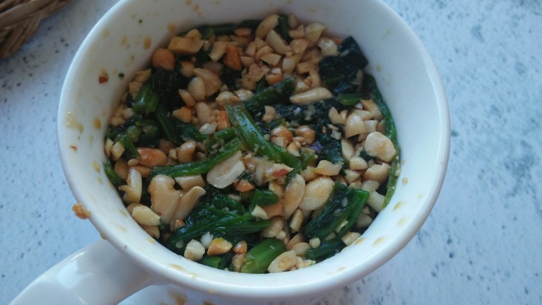 步步高菠菜塔,装在杯子,压实