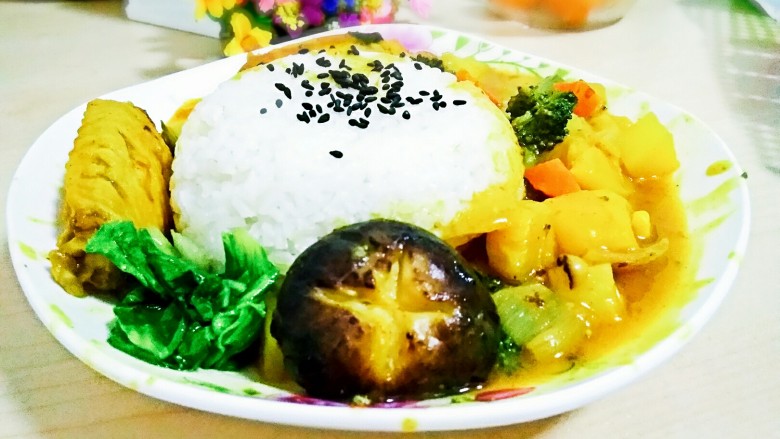 天冷一锅端――咖喱鸡翅饭,开吃吧,汤汁拌饭更香哦!