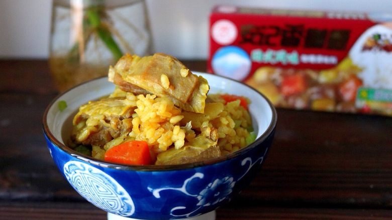 咖喱羊排饭,胡萝卜、土豆是否软糯,大米劲道爽滑