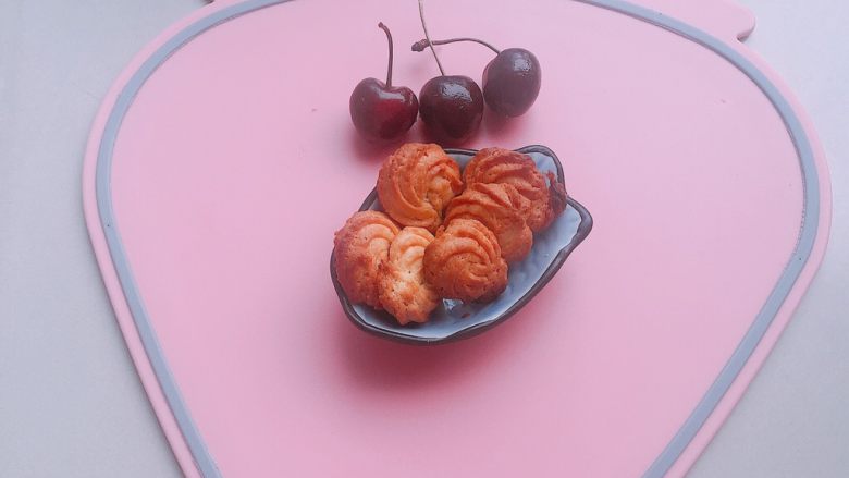 黄油Mini曲奇,一口一个,感觉棒棒哒😘