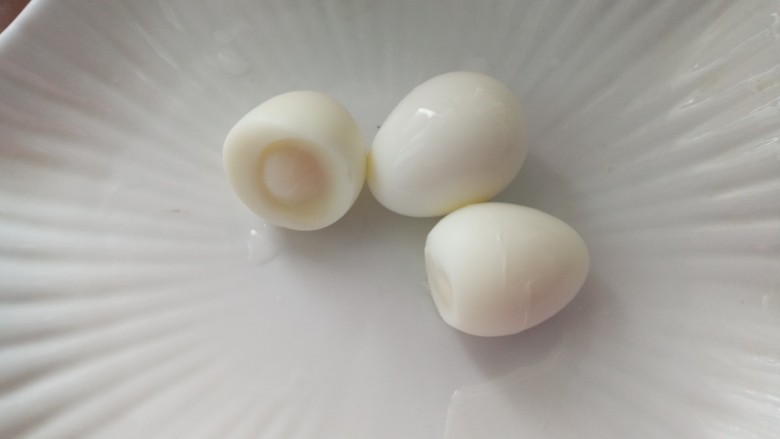 红焖小丸子,去壳备用