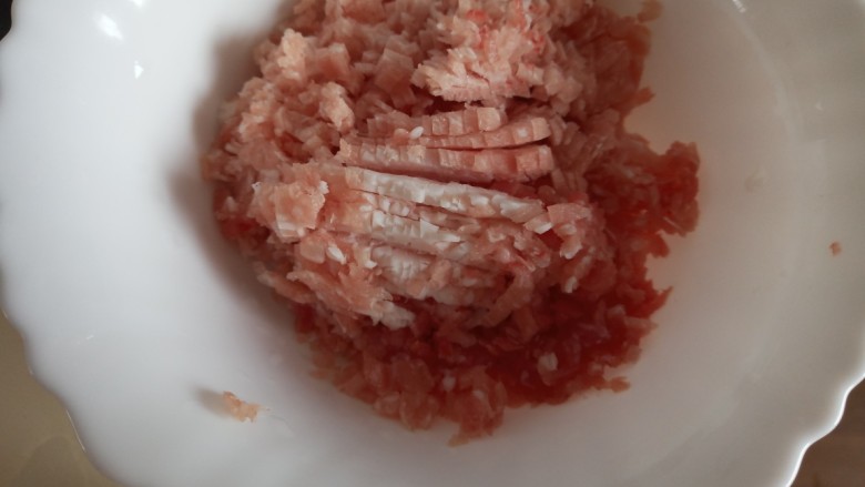 红焖小丸子,<a style='color:red;display:inline-block;' href='/shicai/ 414'>猪肉</a>剁碎