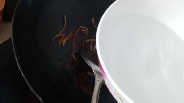 红焖小丸子,添一碗清水