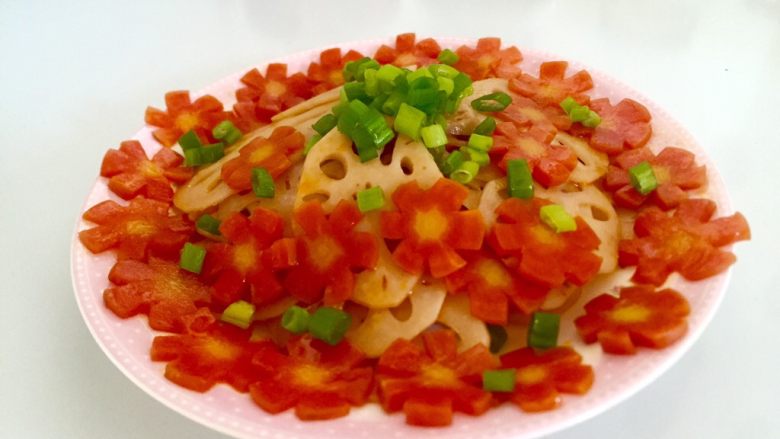 新文美食 香辣莲藕胡萝卜,成品图