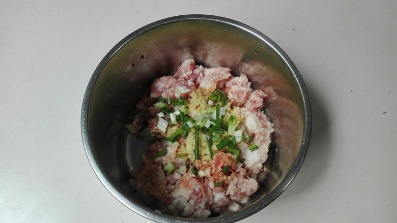 花团锦簇~番茄汆汤圆子,放葱花