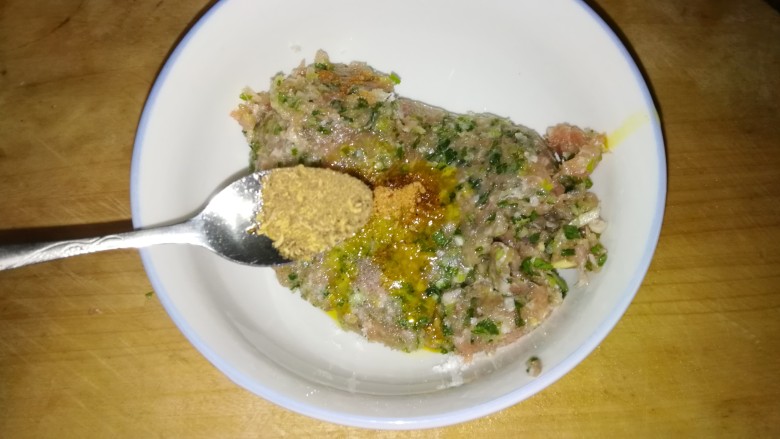 肉丸豆腐菠菜汤,花椒粉